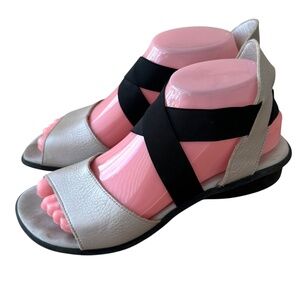 Arche Satia Sz 38 US 7 Sandals Leather Metallic Silver Black Comfort Strappy